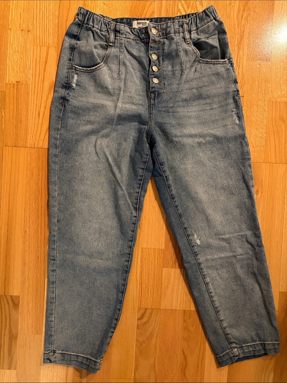 Kensie Women's Medium Wash Button-Fly High Rise Barrel Jeans